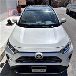 تۆیۆتا ڕاڤ 4